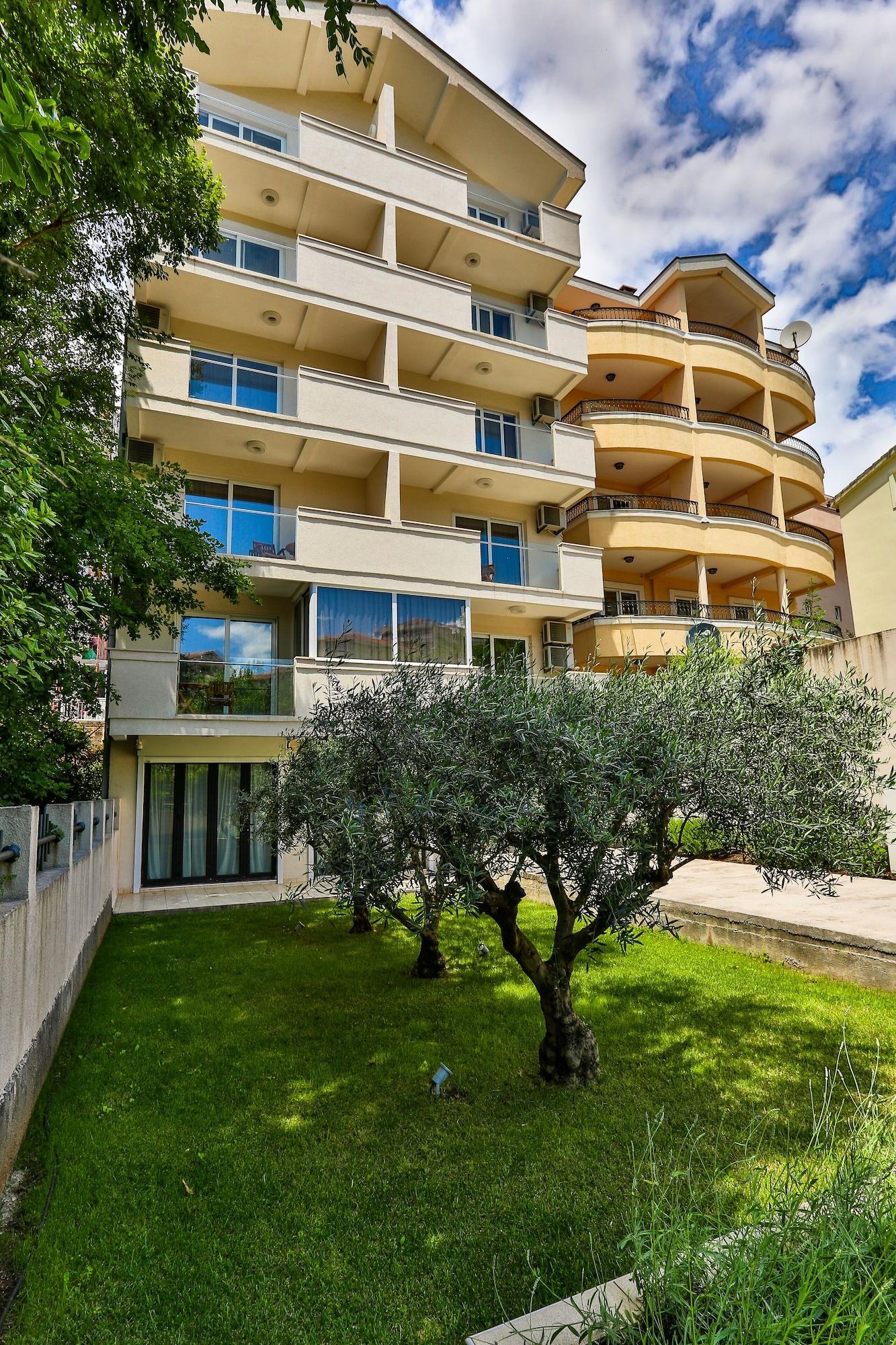 Hotel Premier Budva Exterior photo